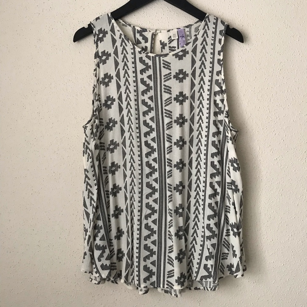Geometric Tribal Print Top